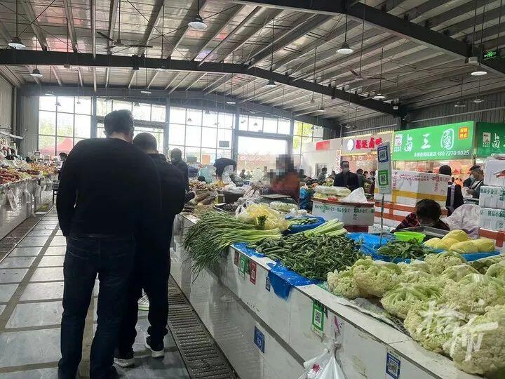 杭州農(nóng)副產(chǎn)品物流中心暫停營(yíng)業(yè)？杭州商務(wù)局權(quán)威回應(yīng) 供應(yīng)穩(wěn)定，無須擔(dān)憂